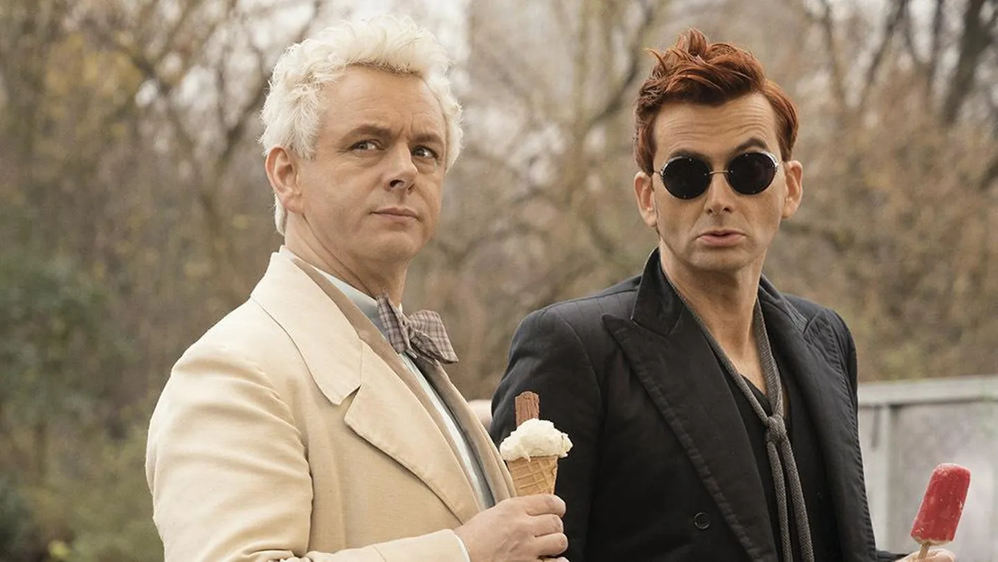 Ingel Aziraphael (Michael Sheen) ja deemon Crowley (David Tennant) seriaalis «Head ended». FOTO: Kaader Seriaalist