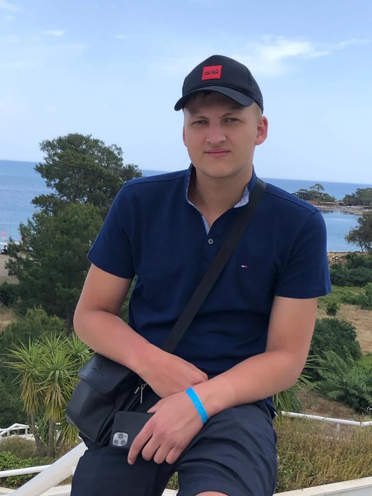 Valsts policija lūdz palīdzību bezvēsts prombūtnē esoša jaunieša meklēšanā
