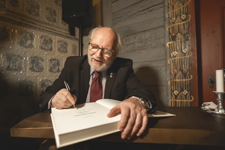 Vēsturnieks un Liepājas muzeja ilggadējs darbinieks Arnolds Bērzs.