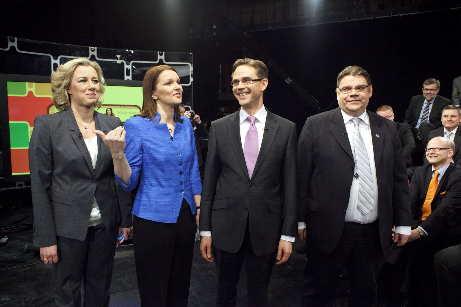 Sotsiaaldemokraatide liider Jutta Urpilainen (vasakult paremale), Keskusta liider Mari Kiviniemi, Kokoomuse juht Jyrki Katainen ja Põlissoomlaste liider Timo Soini.