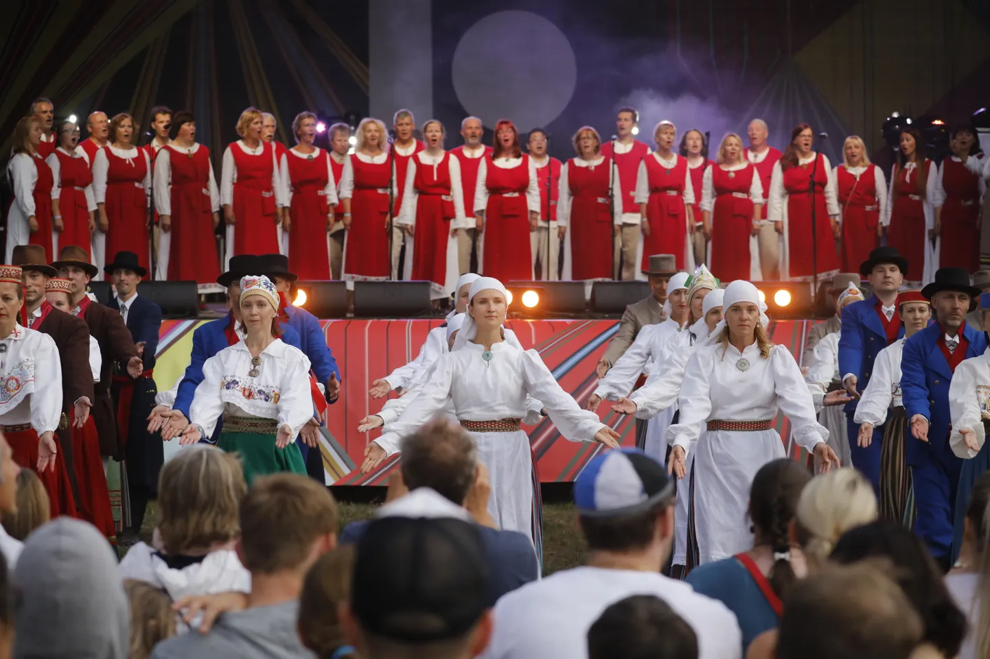 Viru folgi esimene päev