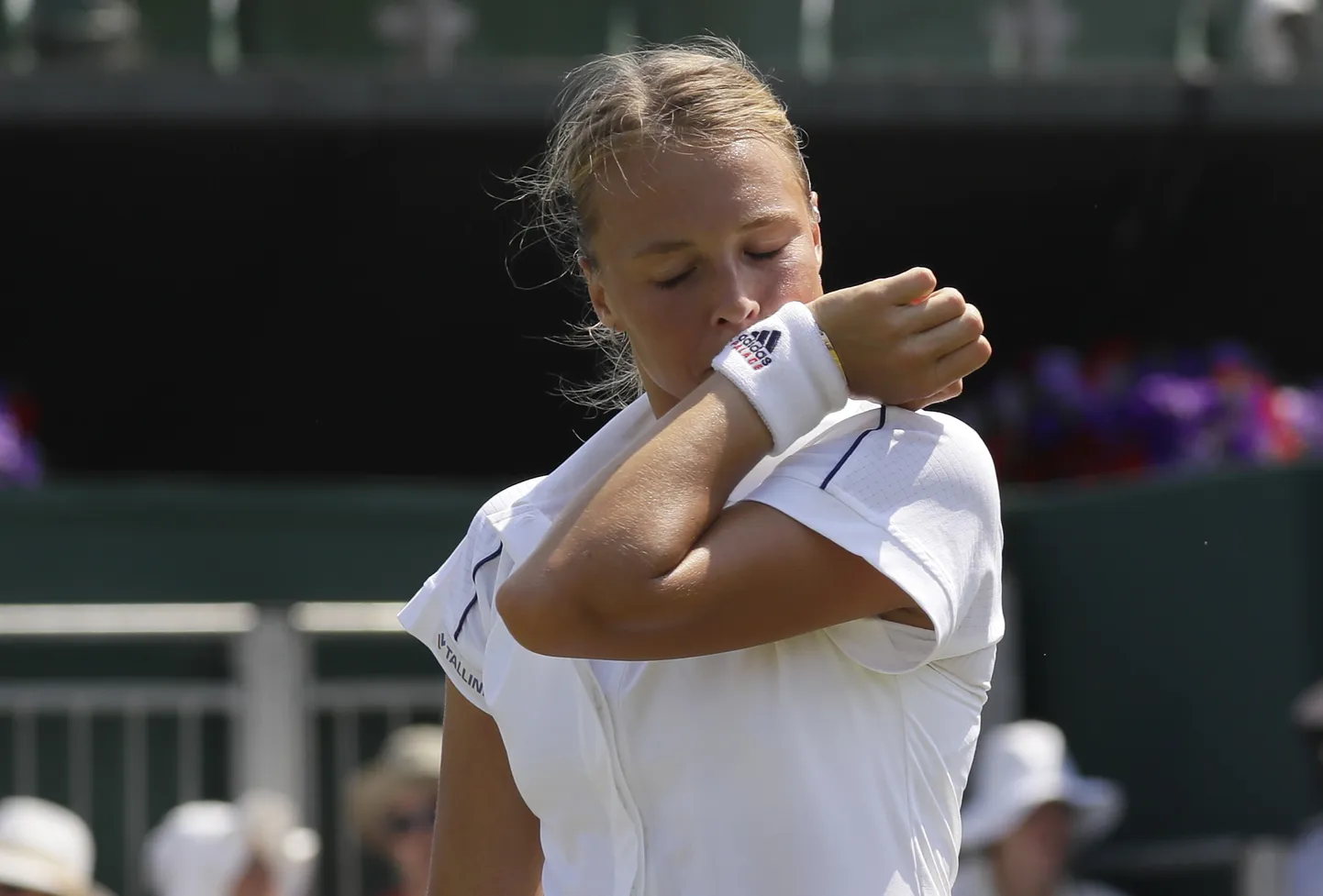 Anett Kontaveit kaotas Wimbledoni kolmandas ringis