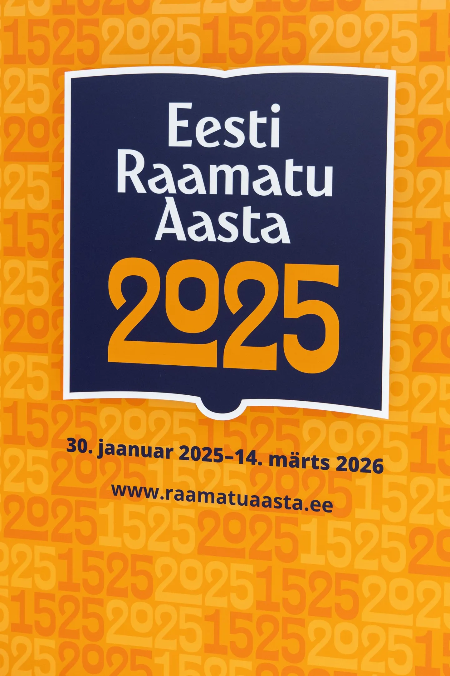 Viljandi linnaraamatukogus on avatud eesti raamatu aasta näitus.