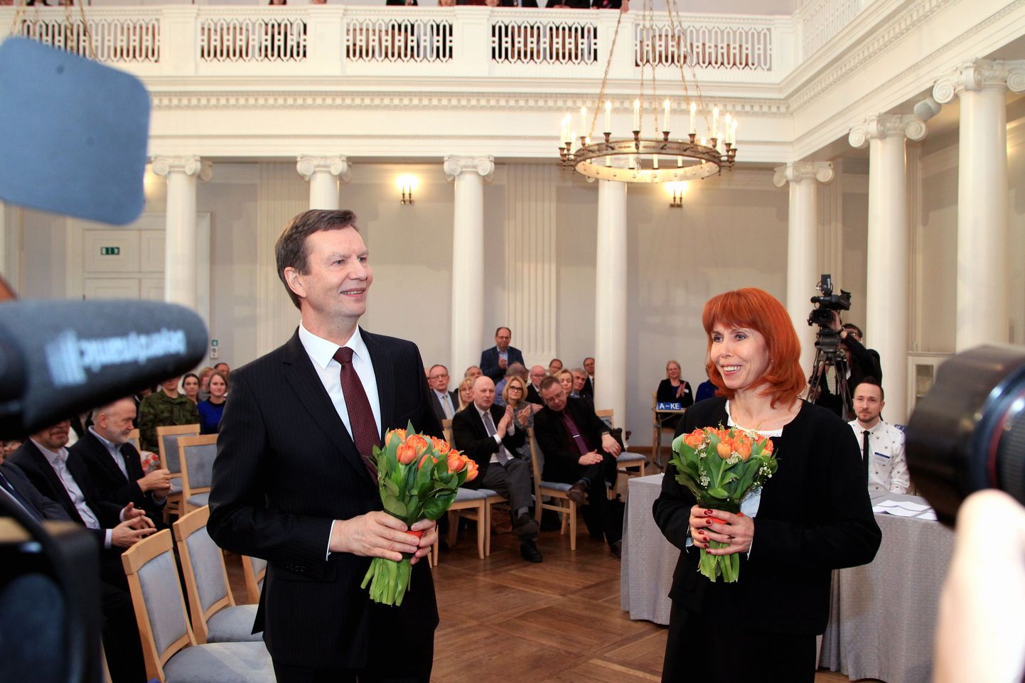 Volli Kalm ja Margit Sutrop olid tudnegite arvates võrdselt võimekad kandidaadid.