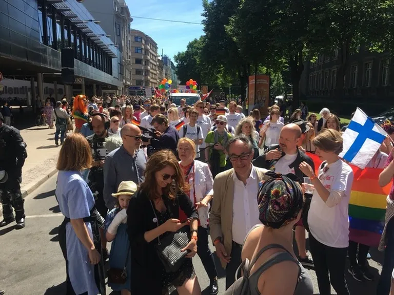 "Baltijas praida" dalībnieki dodas gājienā