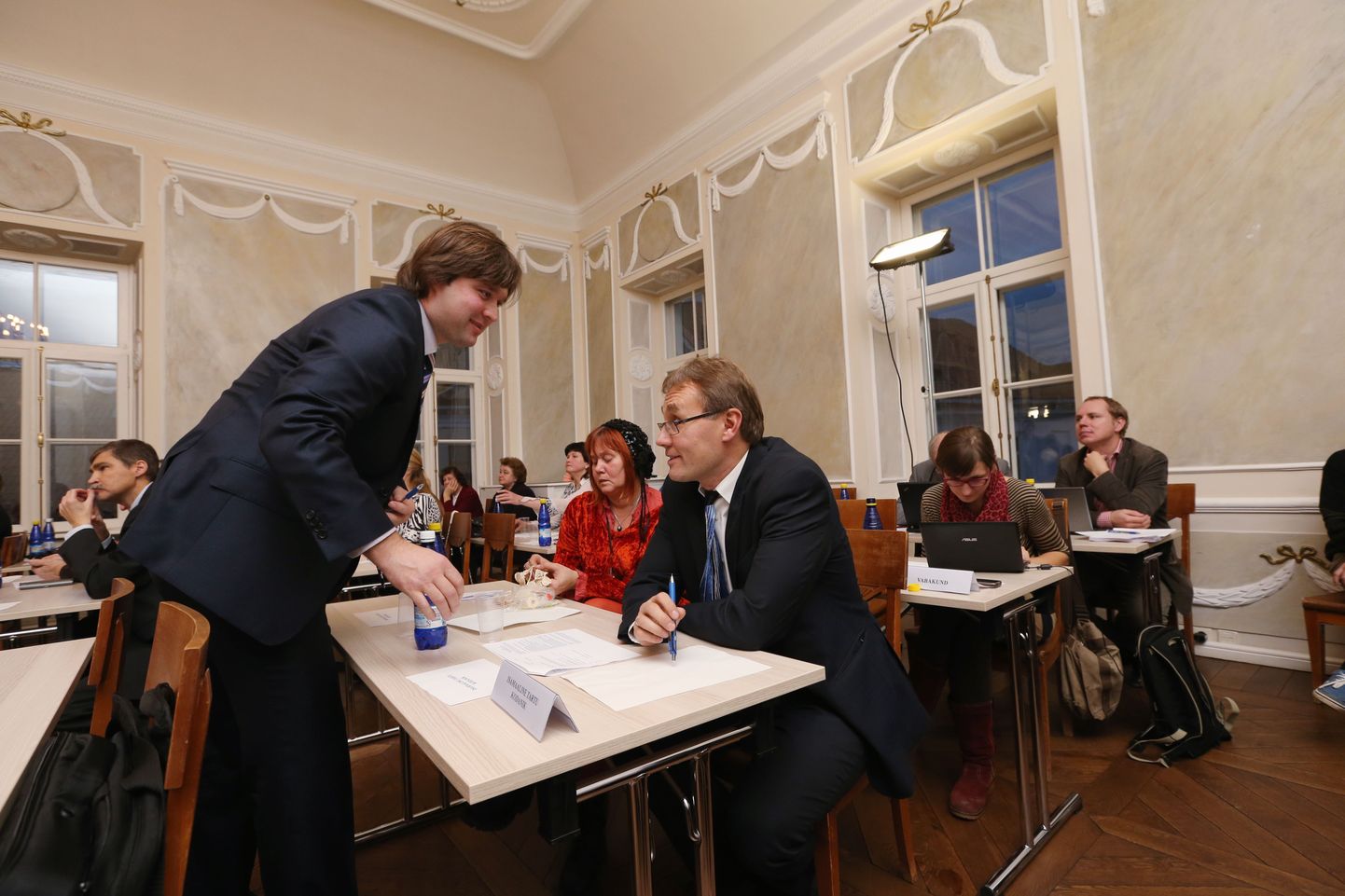 Valimisliitude esindajad Tartu linnavolikogus.