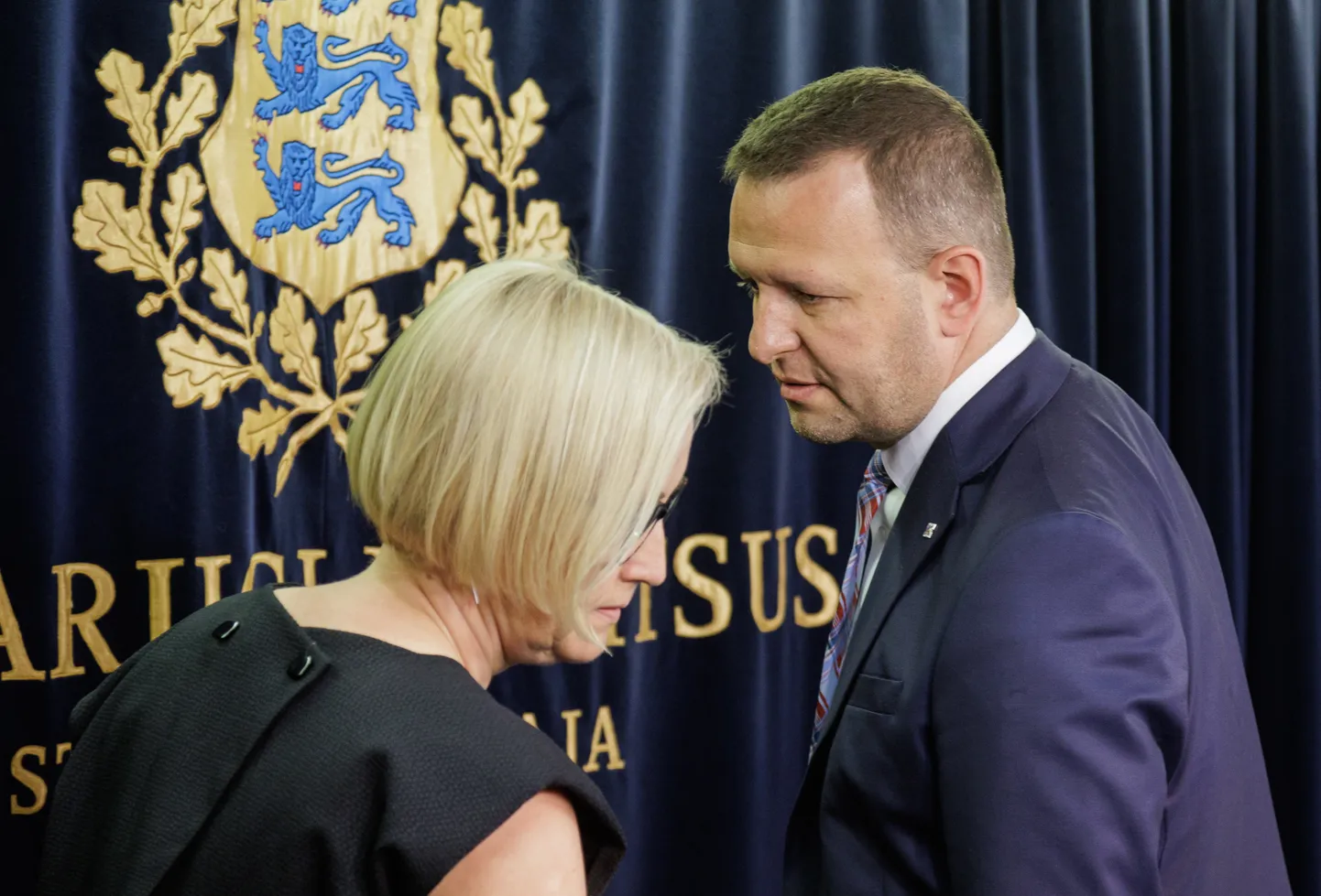 Haridusminister Kristina Kallas ja Lauri Läänemets. Endine siseminister usub, et juhatusel läks midagi sassi.