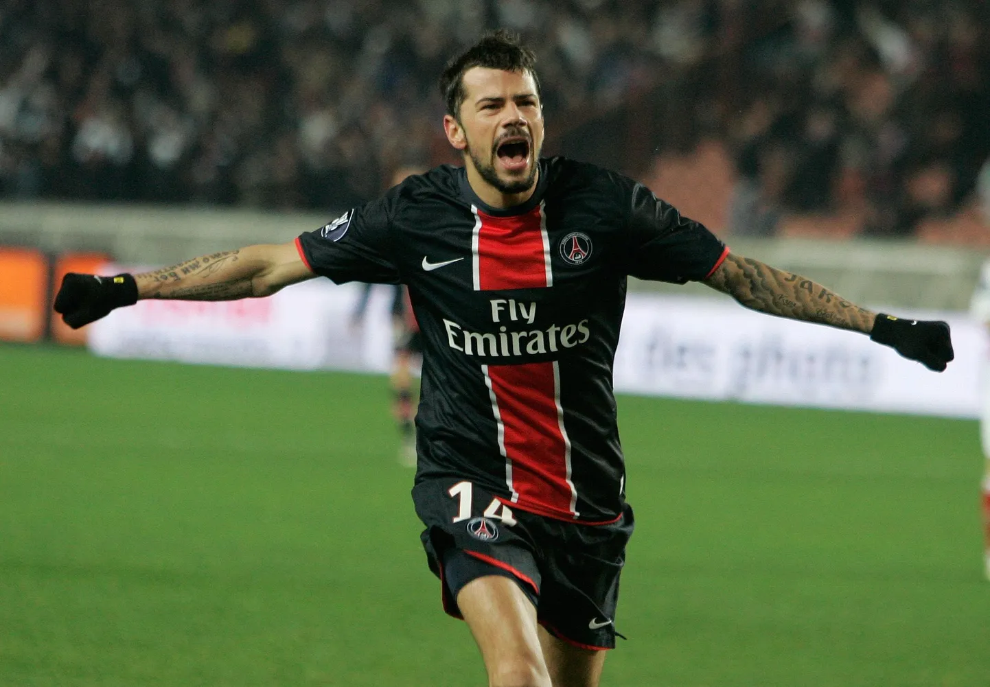 Mateja Kezman PSG särgis