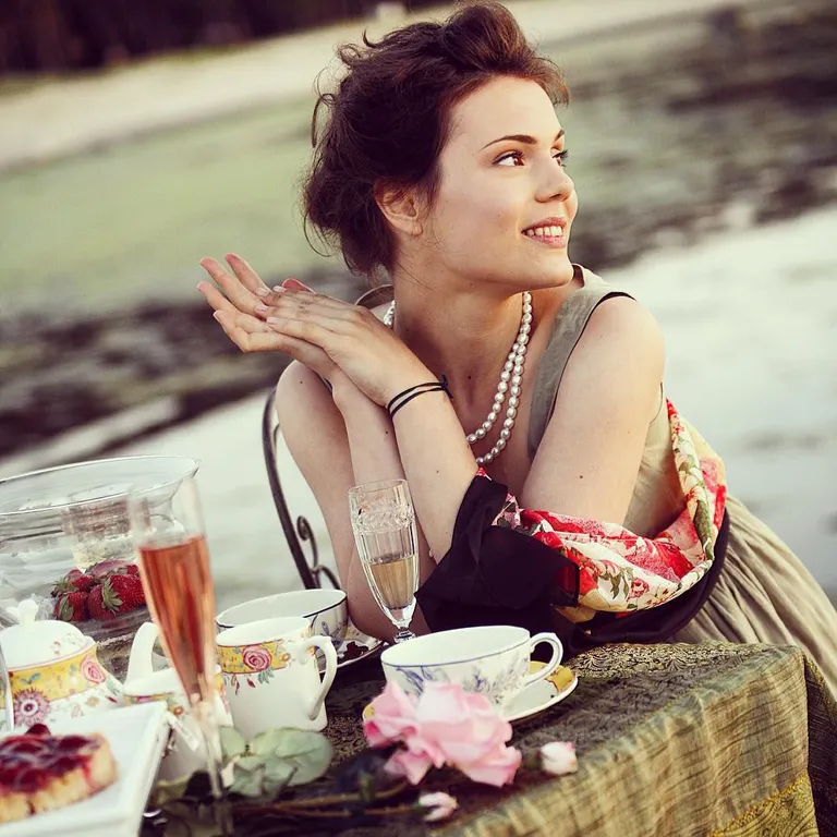 Beatrice'i tütar Simona Hariton oli vaid 20, kui esmakordselt emaks sai.