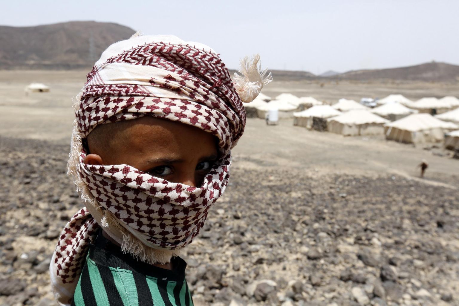 Jeemeni noor sisepõgenik ajutises laagris riigi idaosas Maribis.