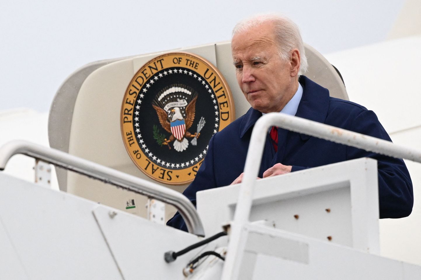 President Joe Biden 3. märtsil Delaware'i lennubaasis.