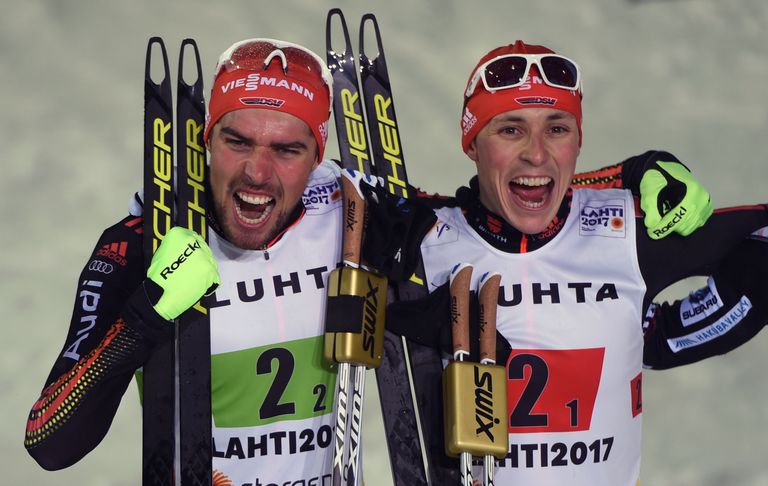 Saksamaa kahevõistlejad Johannes Rydzek (vasakul) ja Eric Frenzel. / CHRISTOF STACHE/AFP/Scanpix