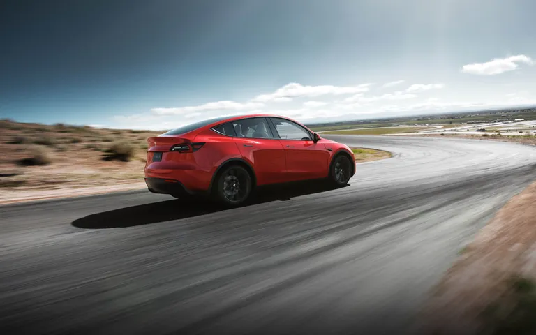 Tesla Model Y.
