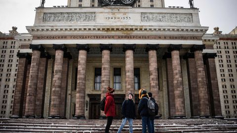 850 учившихся за границей российских студентов попросили перевода в вузы РФ