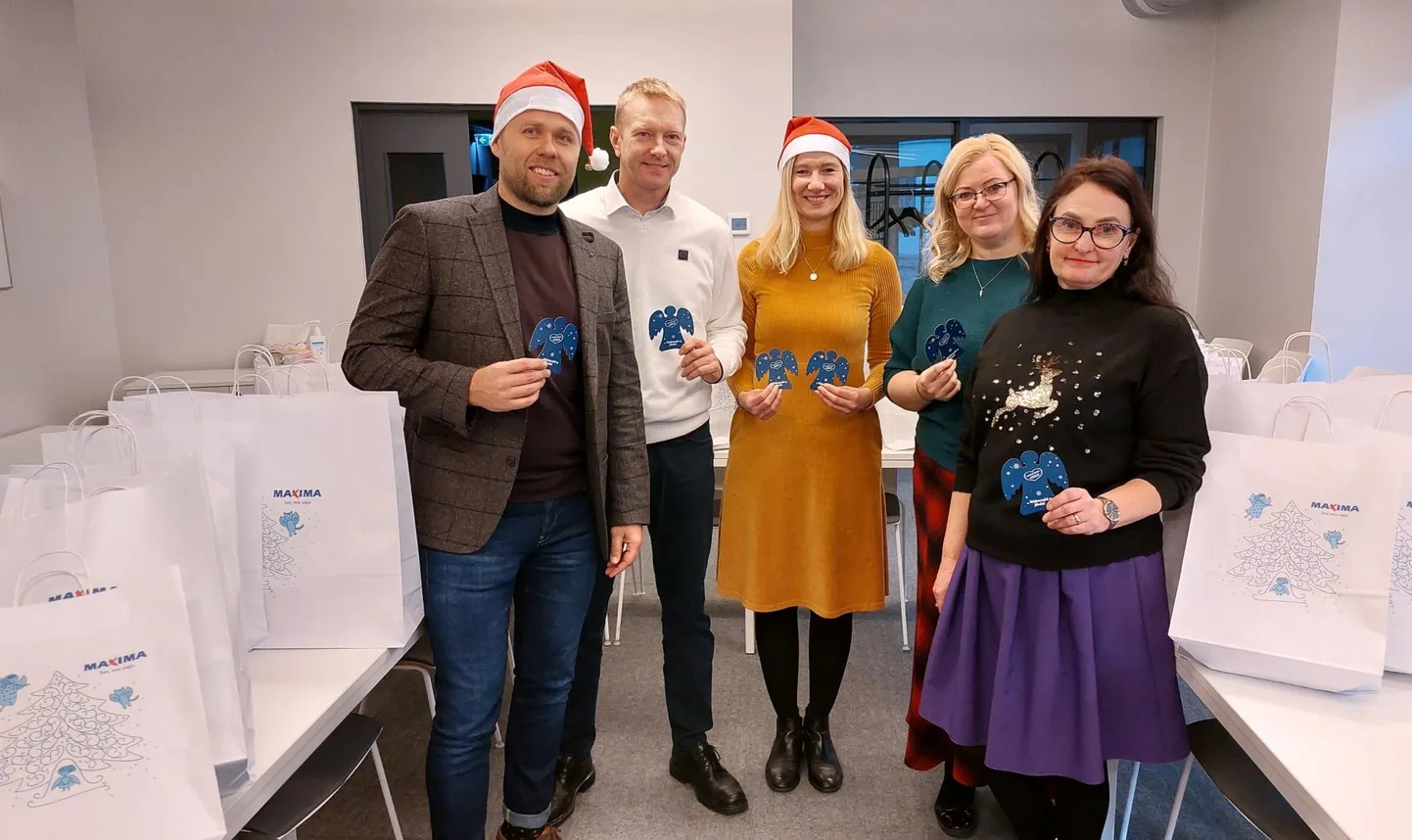 Hansabuss toob Rakvere lastele pühaderõõmu.
