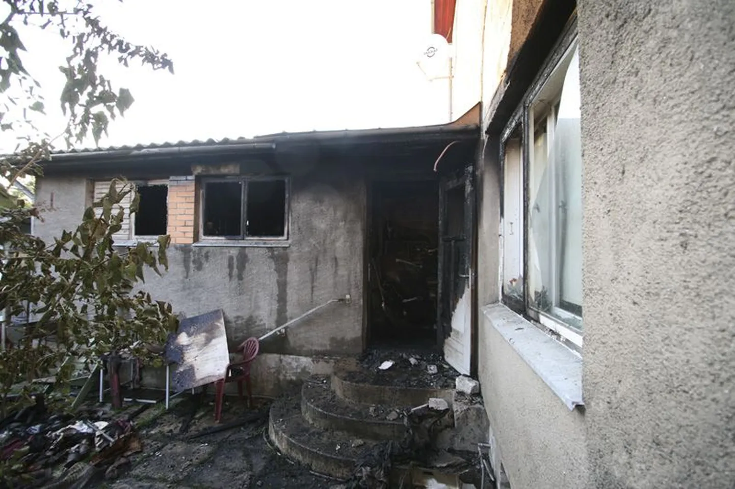 Tulekahju toimus maja juurdeehituses. Päästjad suutsid takistada tule levikut eluruumidesse.
