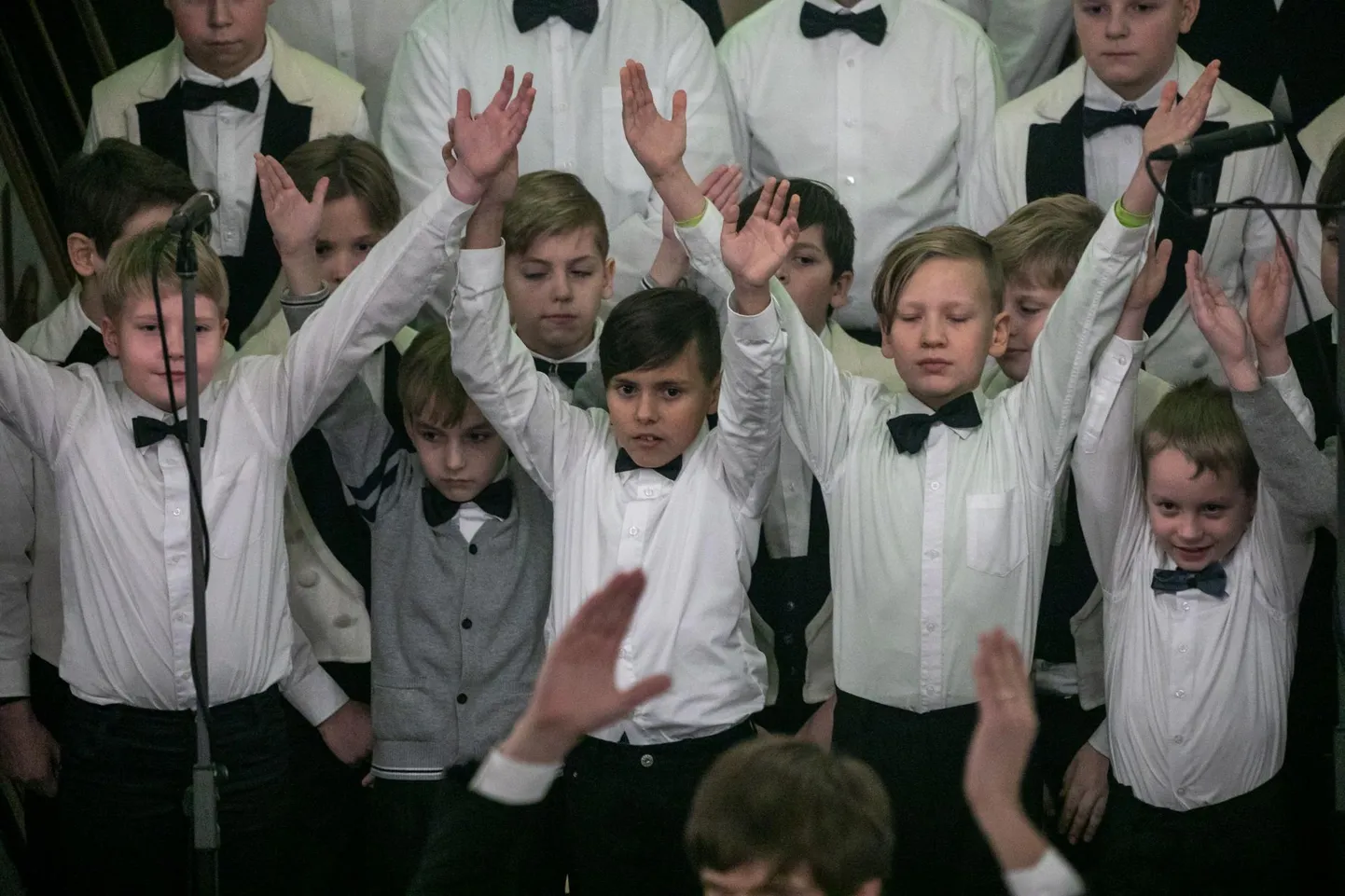 Parimad meeshääled kogunevad Tamsallu. Pildil Virumaa Poistekoor.