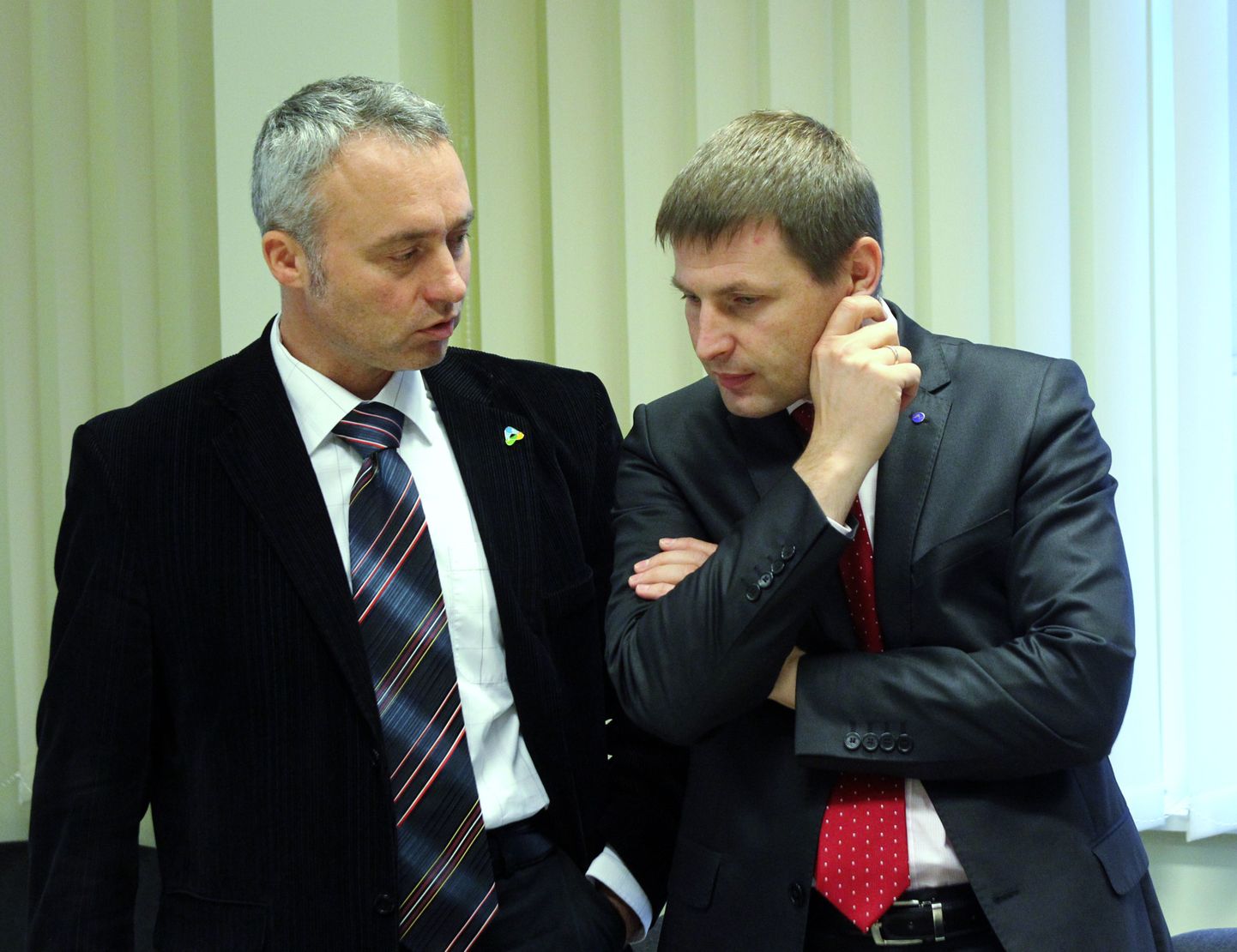 Urmas Sule ja Hanno Pevkur tänasel haigekassa nõukogu istungil, kus otsustati arstide esitatud nõudmisi rahuldada osaliselt.