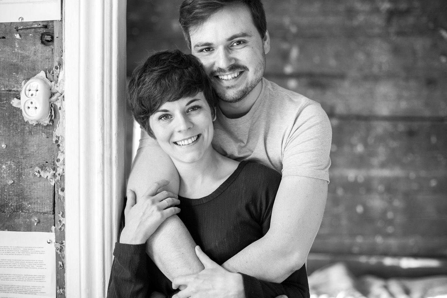 Иван Сергеев с женой, американкой Кэмерон, которая с мужем приехала в Эстонию и поддержала его решение вернуться в Нарву.