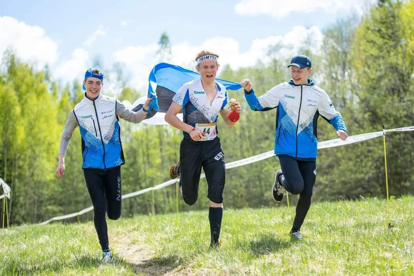 Jürgen Joonas (vasakult), Olle-Ilmar Jaama ja Ossi Rasmus Priks finišeeruvad Balti meistrivõistluste võitjatena.