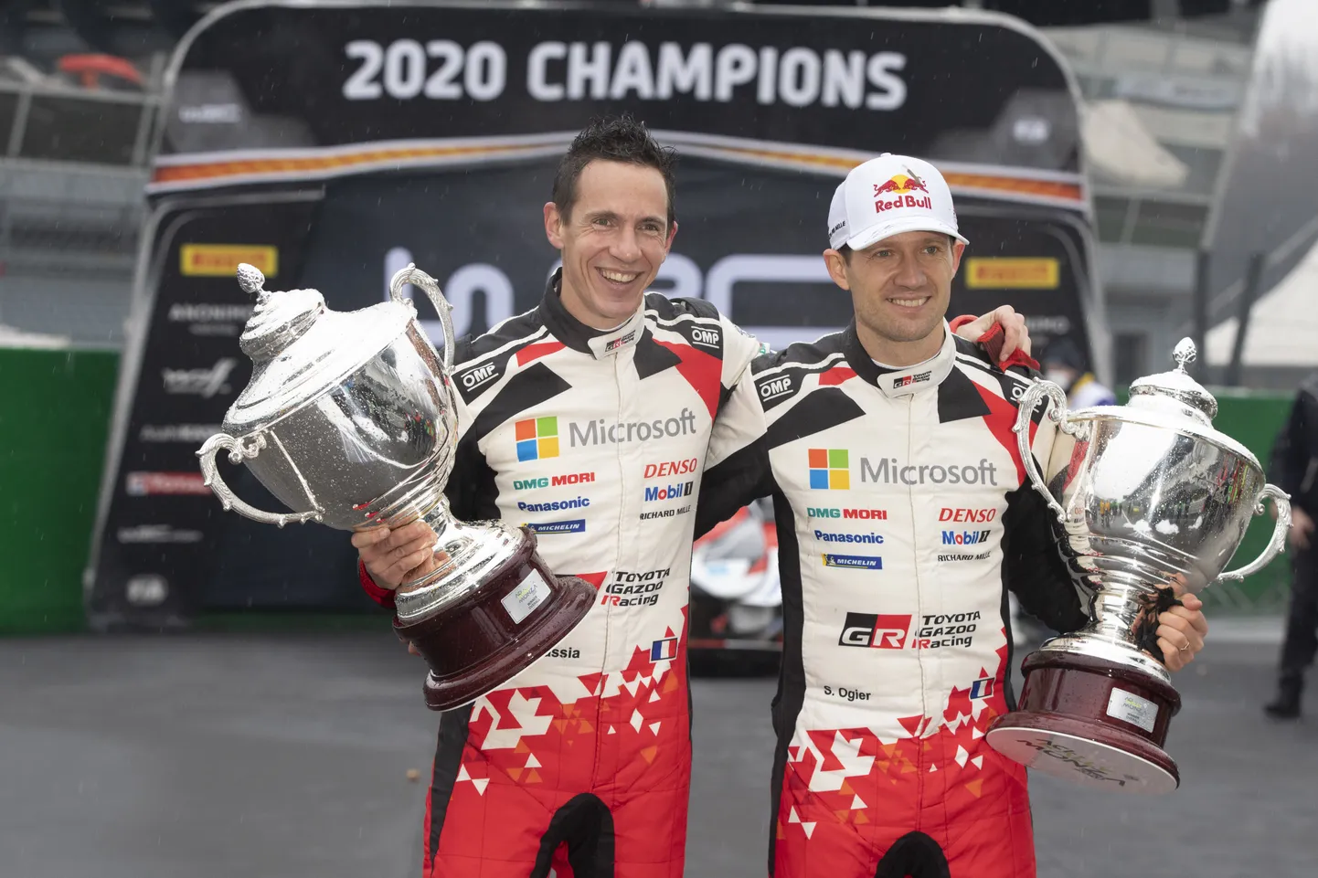 Autoralli valitsevad maailmameistrid Julien Ingrassia ja Sebastien Ogier.