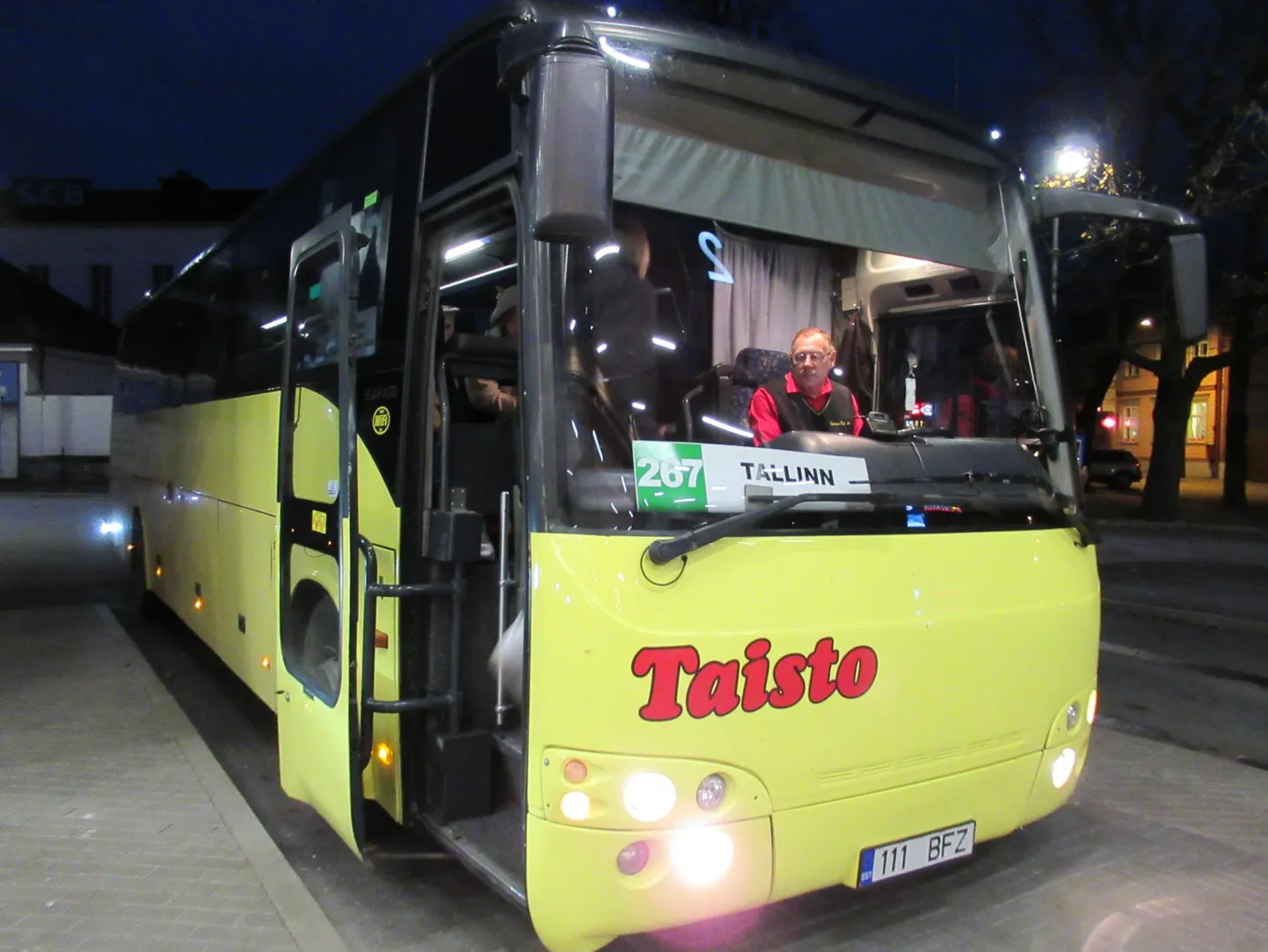 Mugav kiirkaugbussiliin otse Karksi-Nuia ja Tallinna vahel on Pärnu kaudu käigus 15. novembrini, seejärel peavad reisijad hakkama Pärnus ümber istuma.