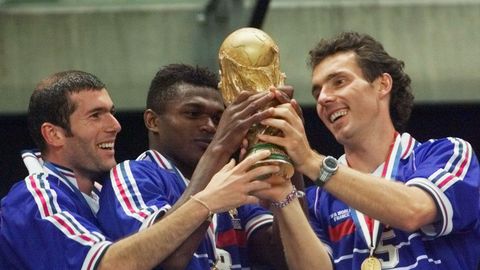 ТЕСТ ⟩ Помнишь ли ты, каким был спорт в 90-е?