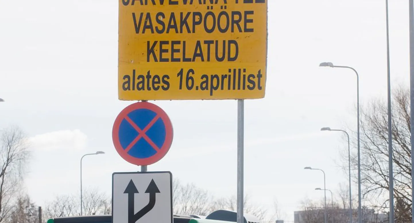 Vasakpöördesse uskujaid ja mitteuskujaid on umbes sama palju.