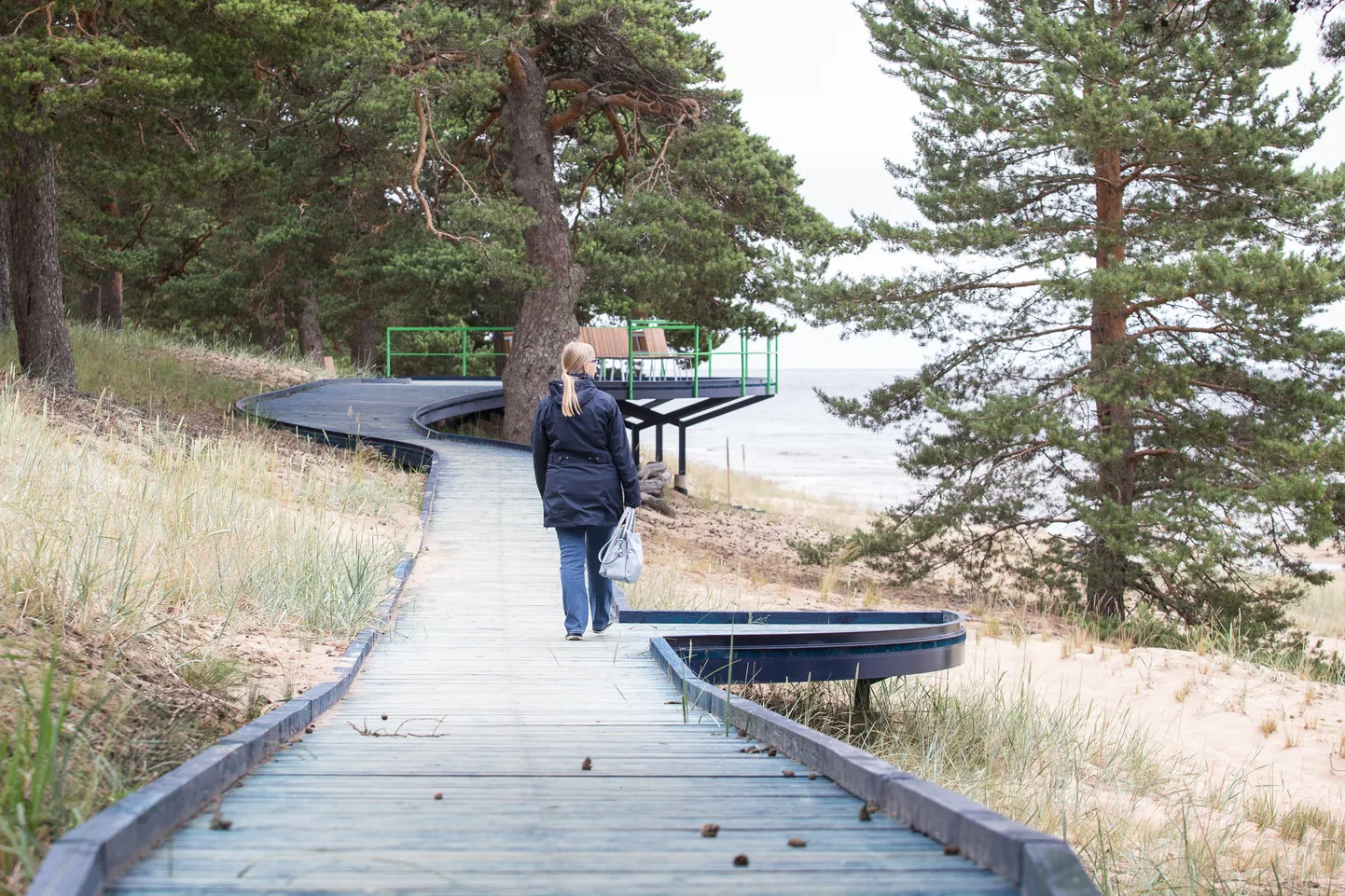 Kauksi rannapromenaadi on juba Iisaku valla aegadest alates ehitatud mitmes jaos ja igaüks neist on piirkonnale väärtust lisanud.