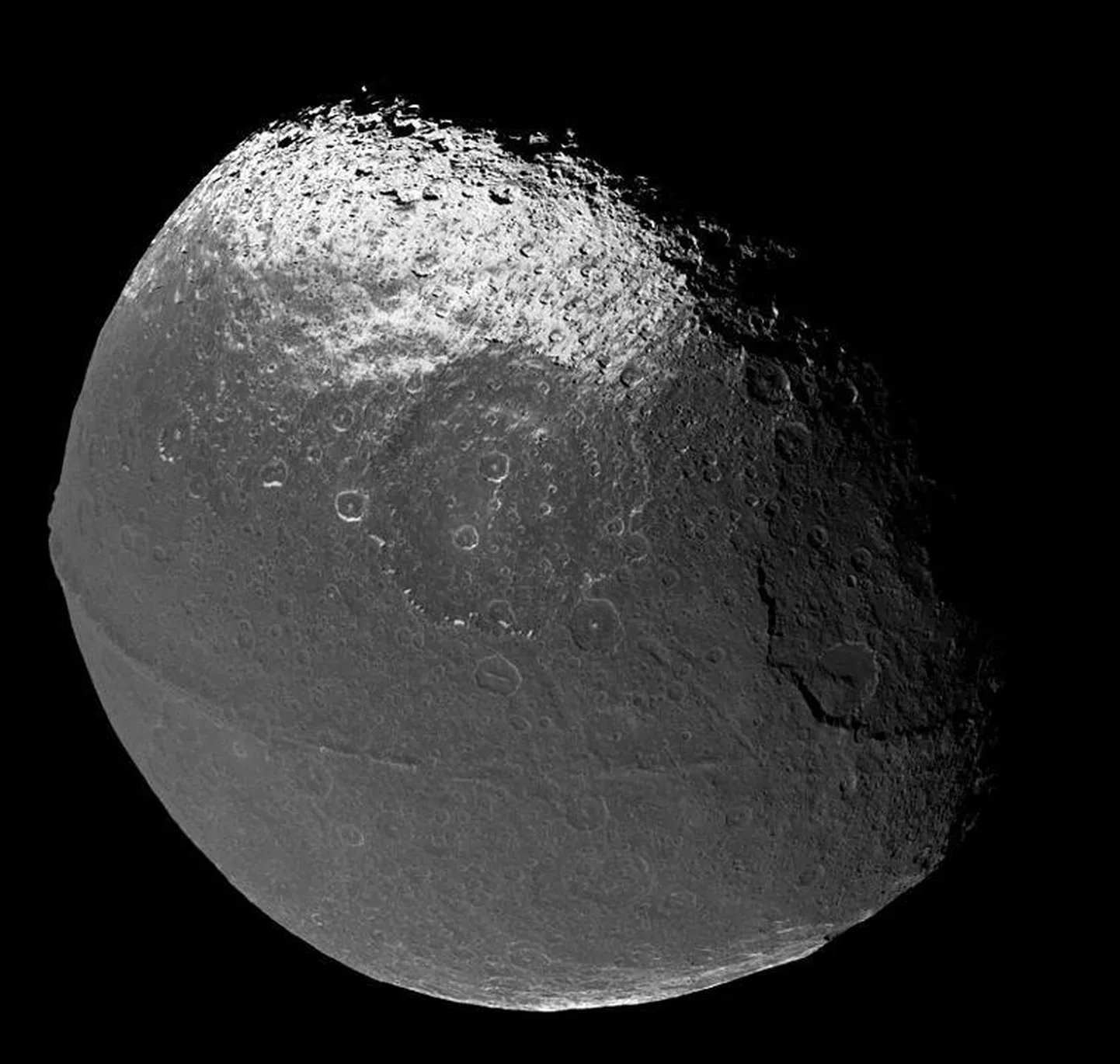 Iapetus