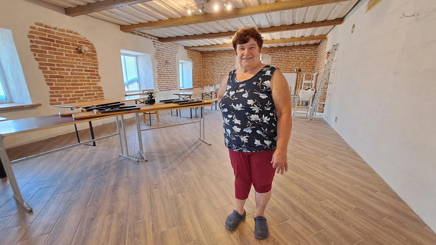 Kangsti külaseltsi juhatuse liige Malle Vissel kibeleb juba renoveeritavas külamajas üritusi korraldama.