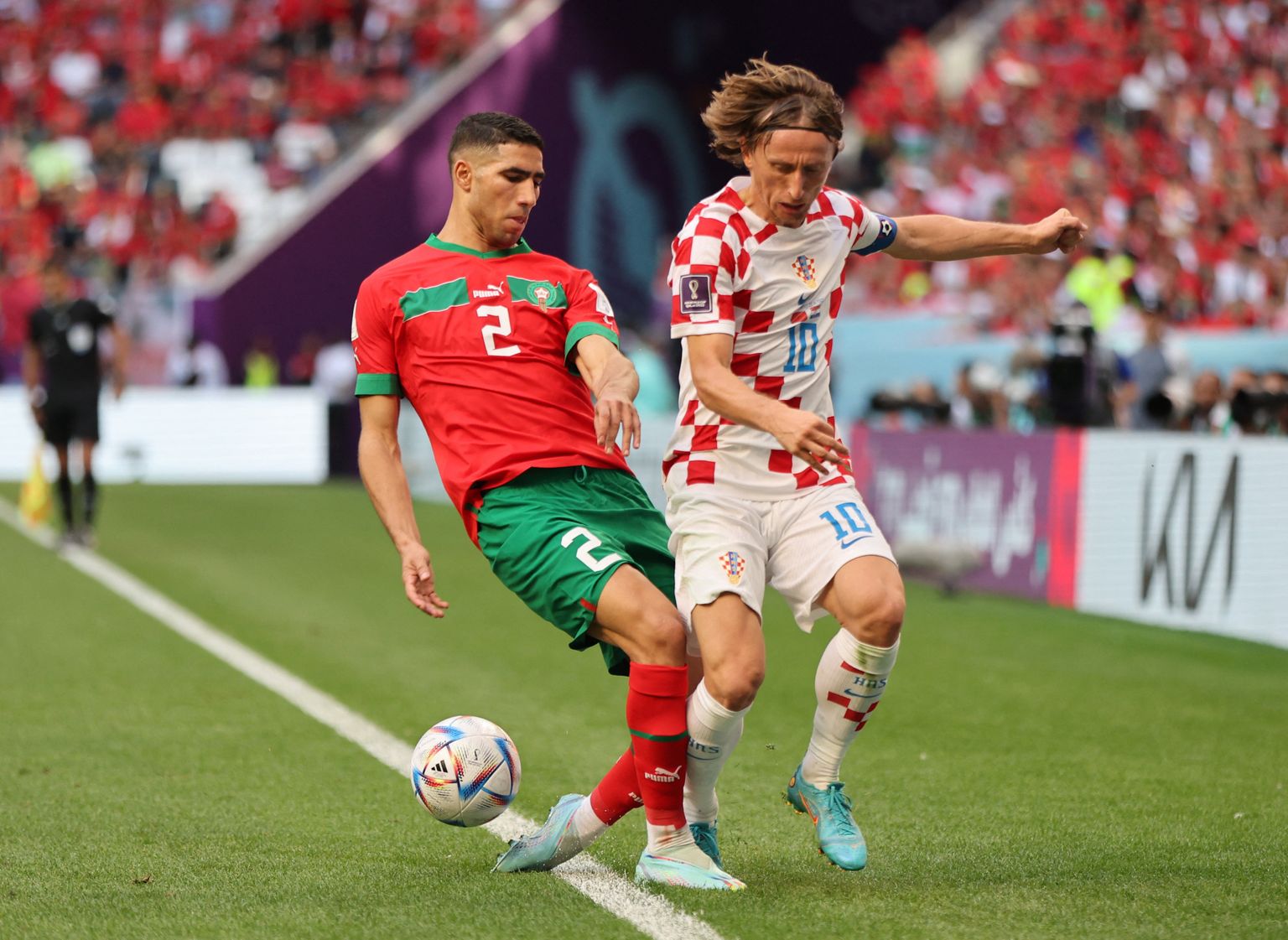 Maroko tähtmängija Achraf Hakimi ja Horvaatia Luka Modric ei suutnud enda meeskonda võidule vedada.