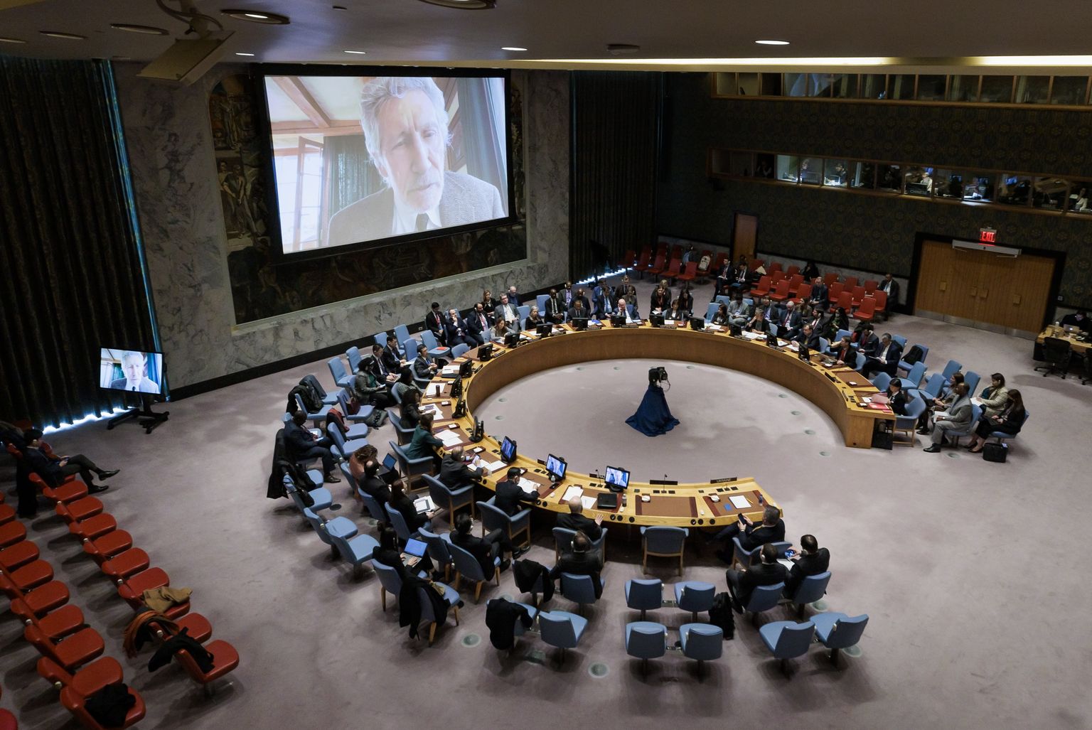 Совет безопасности ООН во время выступления Роджера Уотерса