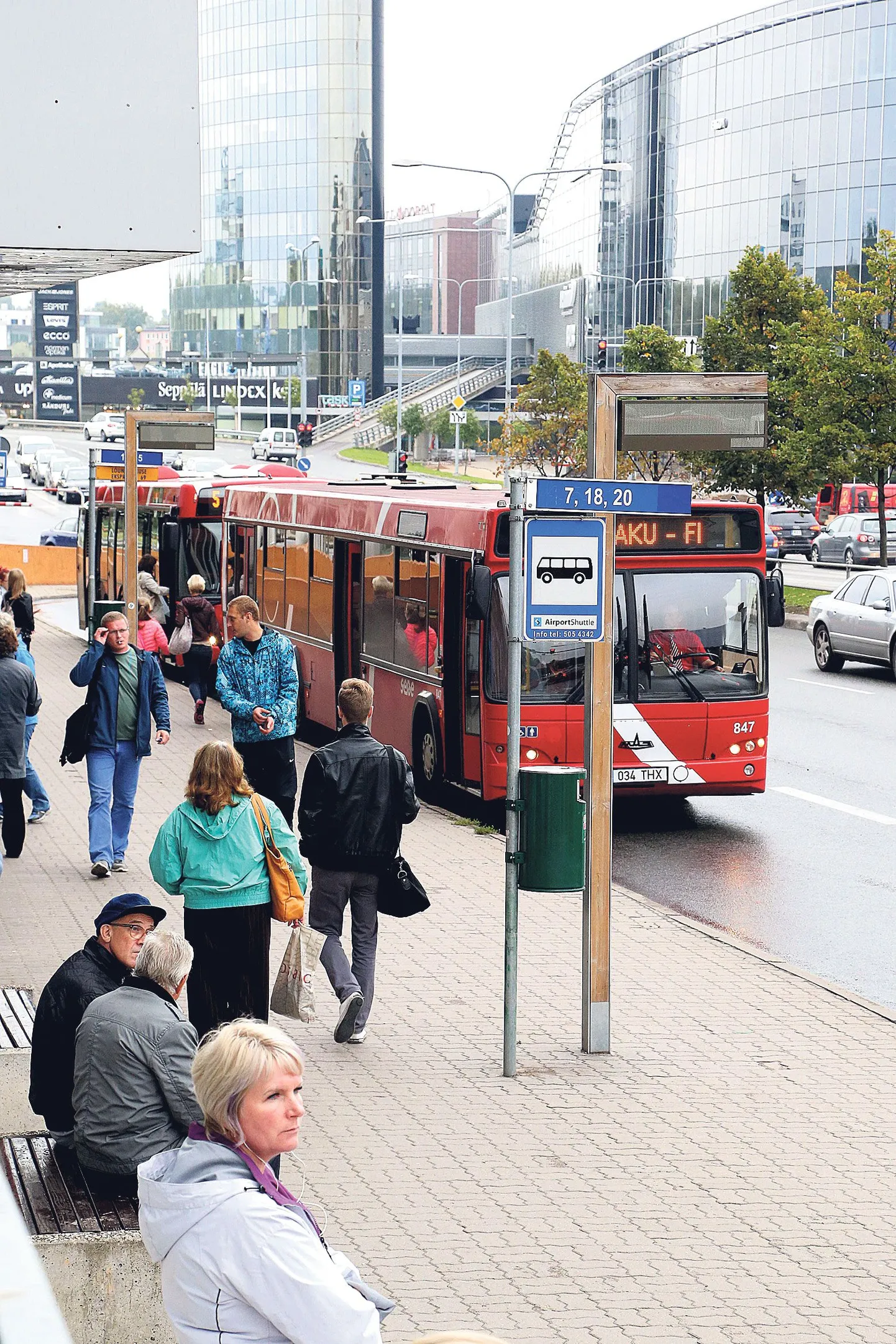 Praegu sõidab Tartu tänavail nii diisel- kui gaasibusse.