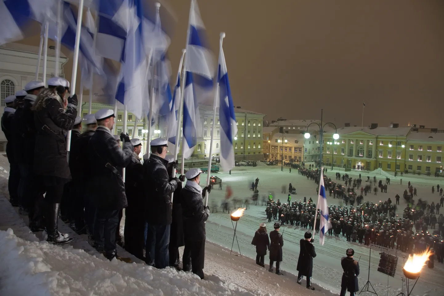 Senati väljak, Helsingis