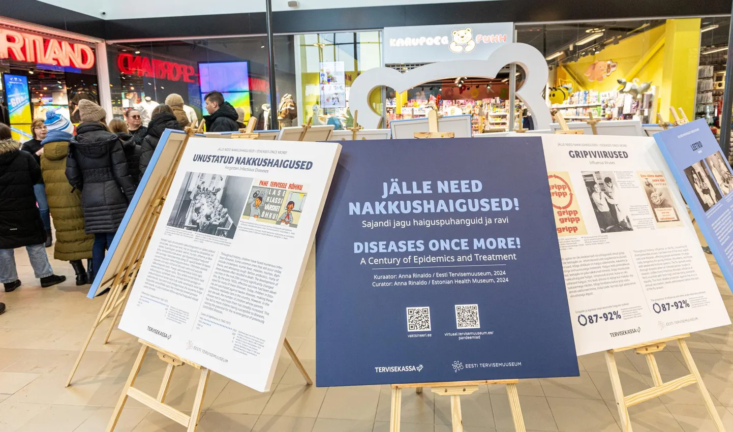 Veel eelmisel nädalal võis Viljandis Uku keskuses vaadata näitust XX sajandil enam levinud rasketest nakkushaigustest. Terviseameti töötajate saatel tutvusid sellega teiste seas Waldorfi kooli õpilased.​