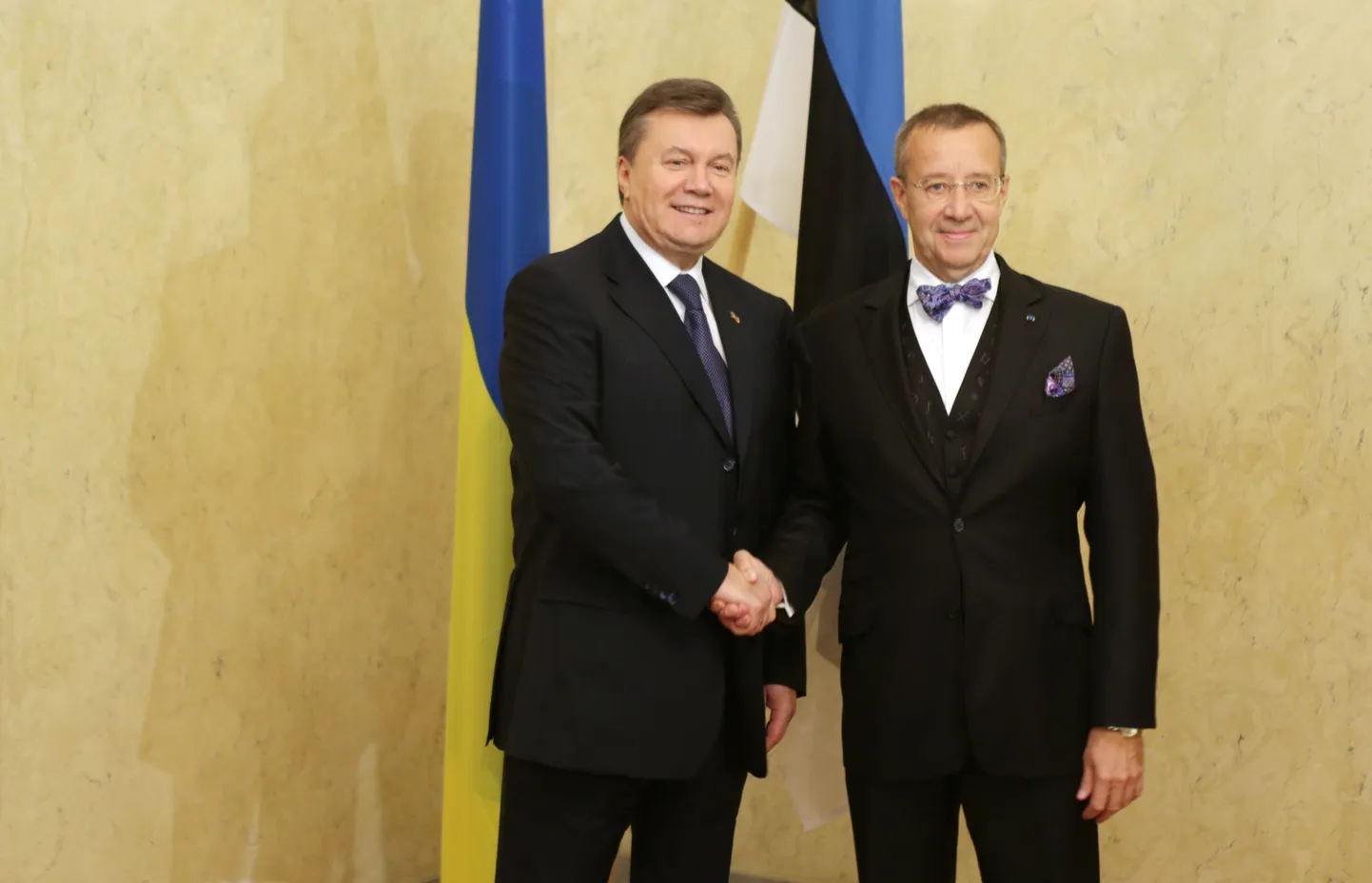 Ukraina president Viktor Janukovõtš ja Eesti riigipea Toomas Hendrik Ilves oktoobris Tallinnas.