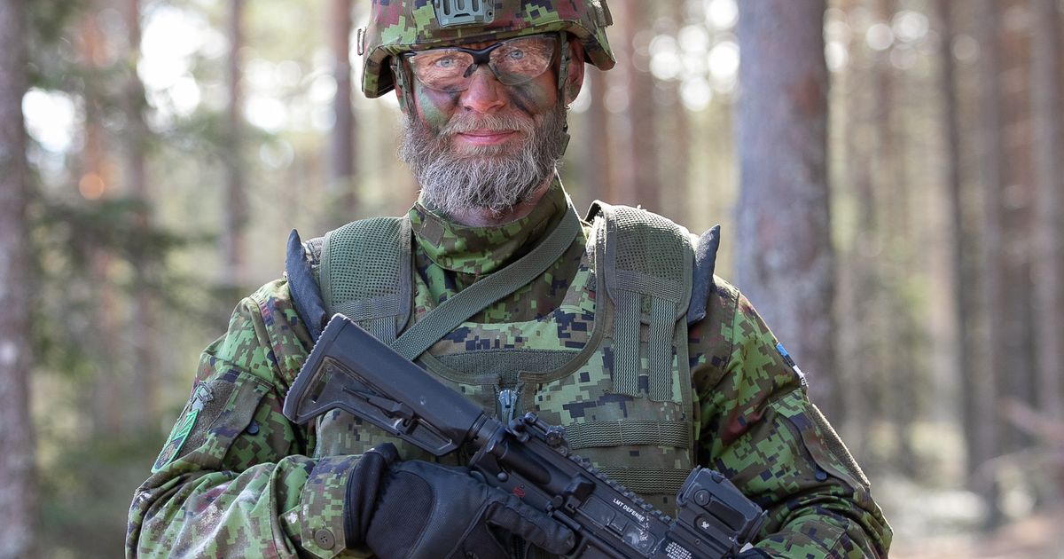 ÜLLATUS ⟩ Pevkuri eelistus kaitseväe ülema kohale on kolonel Merilo