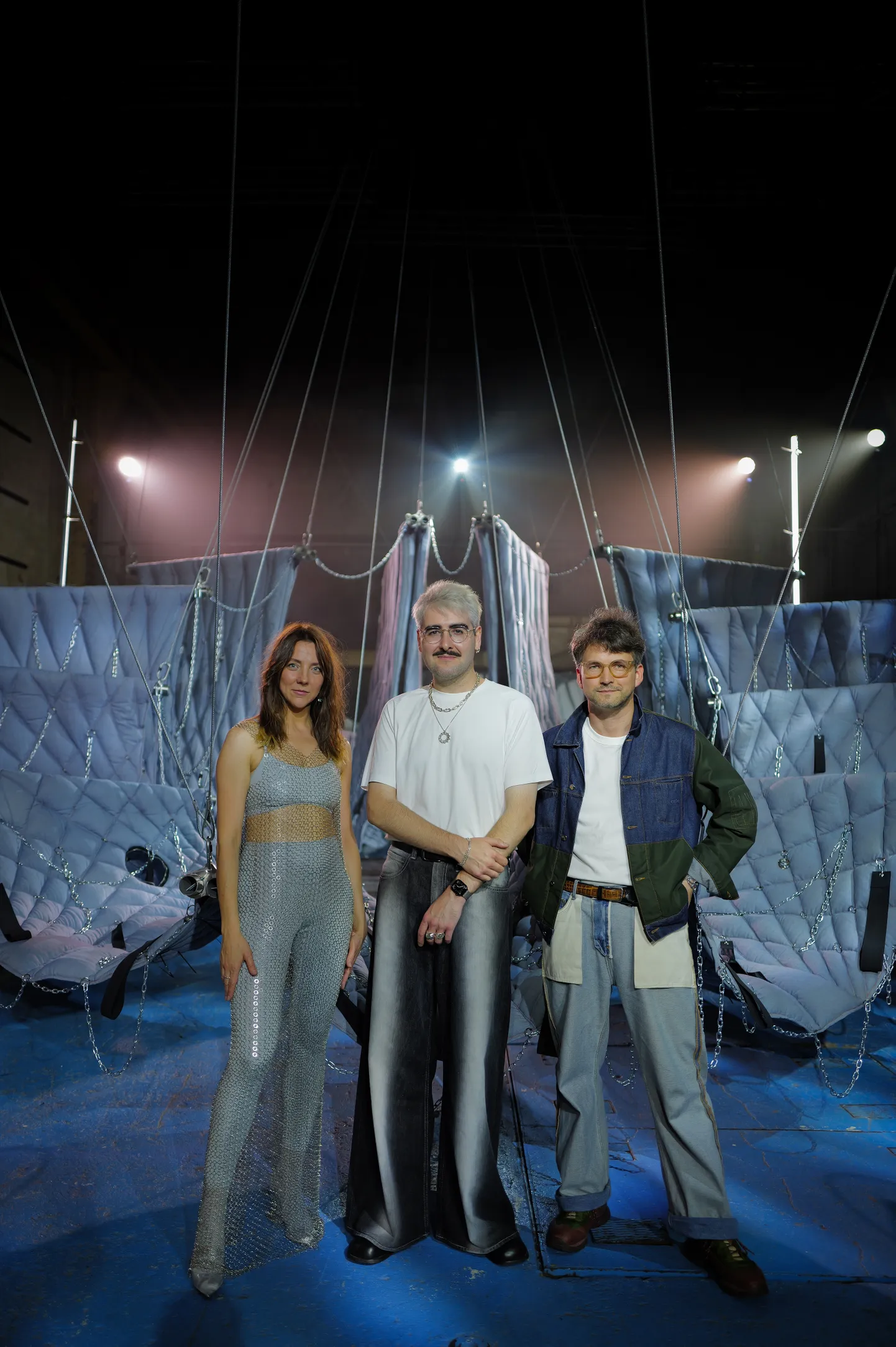 Projekta "Meatrack " veidotāji, radošā apvienība "jtf × ĒTER": Džeimss Teilors-Fosters (James Taylor-Foster, centrā) un arhitektu birojs "ĒTER" (Dagnija Smilga un Niklāvs Paegle).