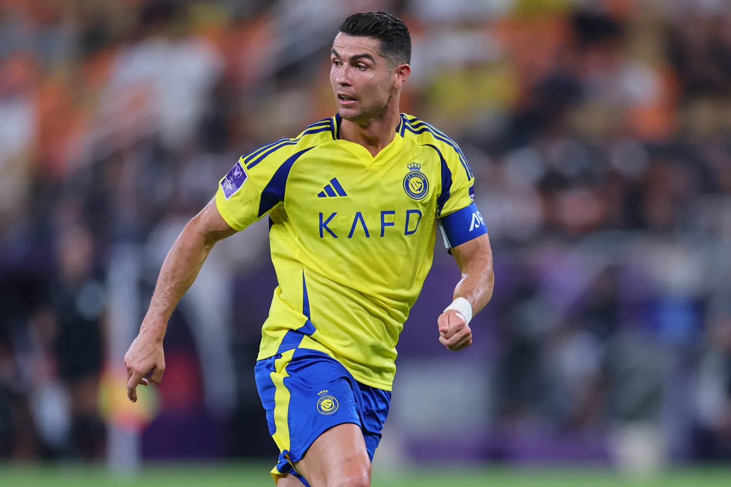 Cristiano Ronaldo on ründaja ja kapten Saudi Araabia profiliiga klubis Al-Nassr ja Portugali jalgpallikoondises.