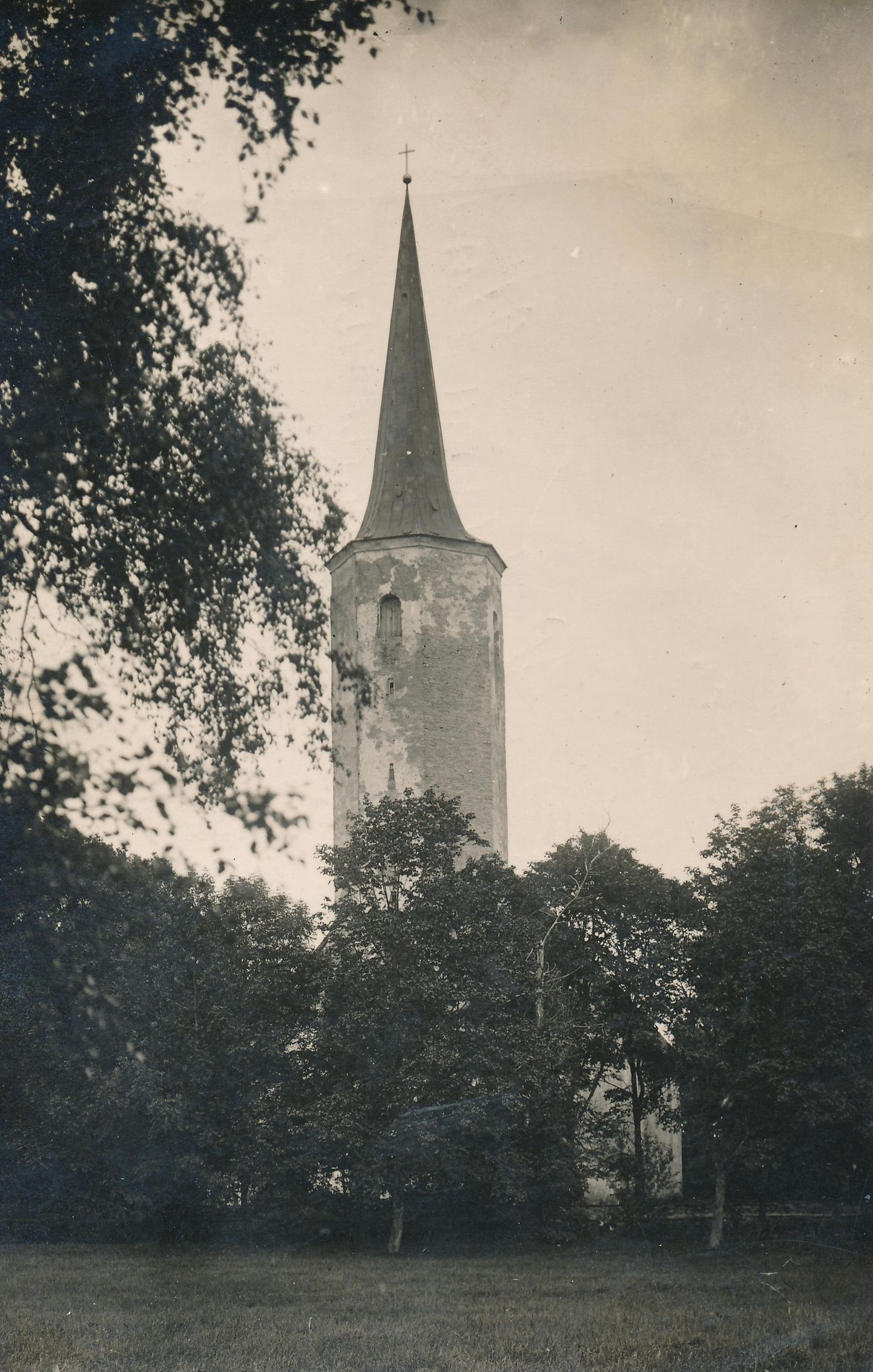 Selline nägi Haljala kirik välja 1930. aasta paiku.