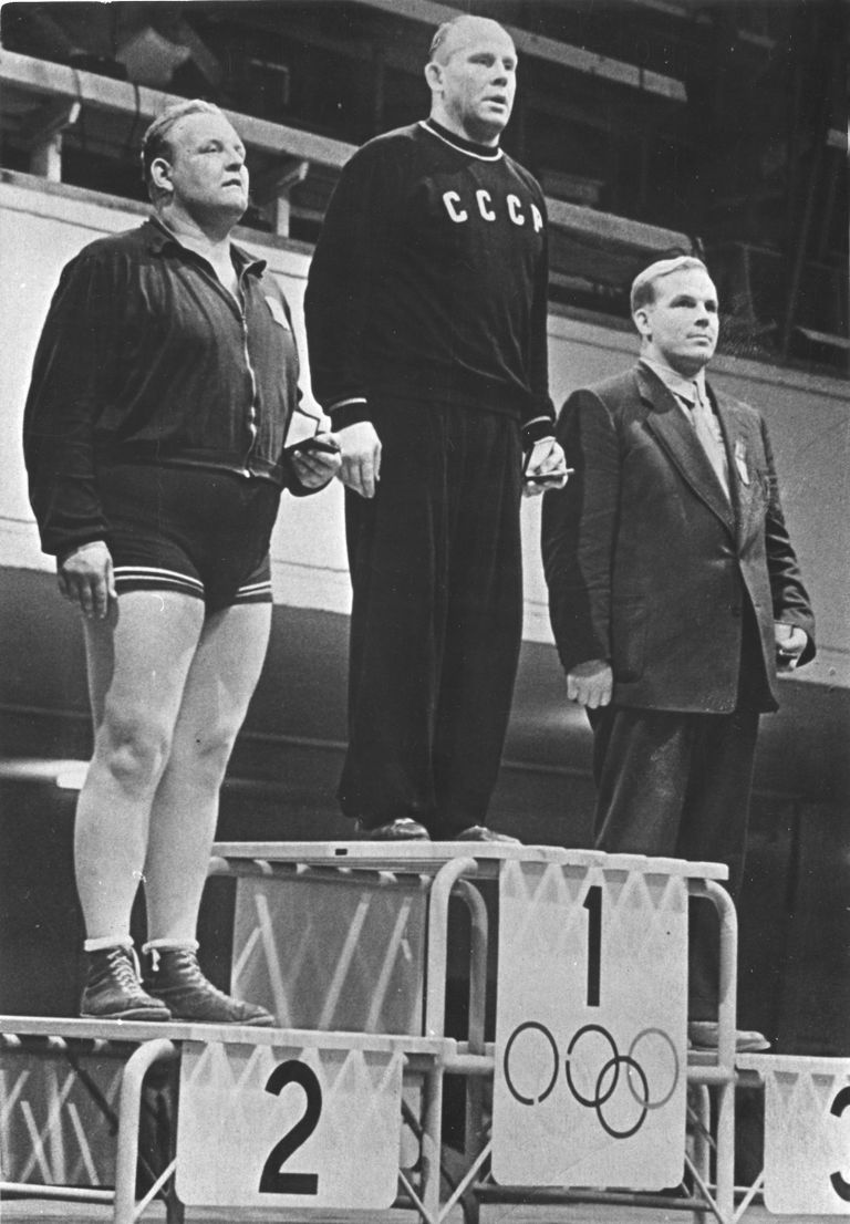 Käes on sportlaskarjääri tipphetk – Johannes Kotkas seisab võitjana Helsingi olümpiapjedestaali kõrgeimal astmel!