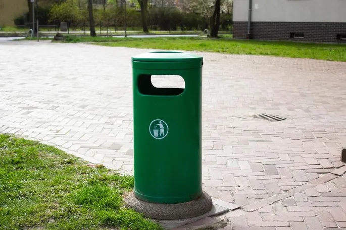 Porno anal katta Dick kichik qiz