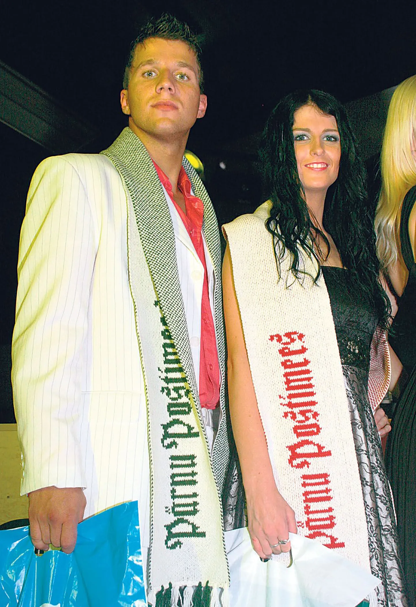 2008. aastal valisid oma lemmikud ka Pärnu Postimehe lugejad ja siis osutusid nendeks Rakvere suvepiiga Eleri ja Tallinna suvemees Taago.