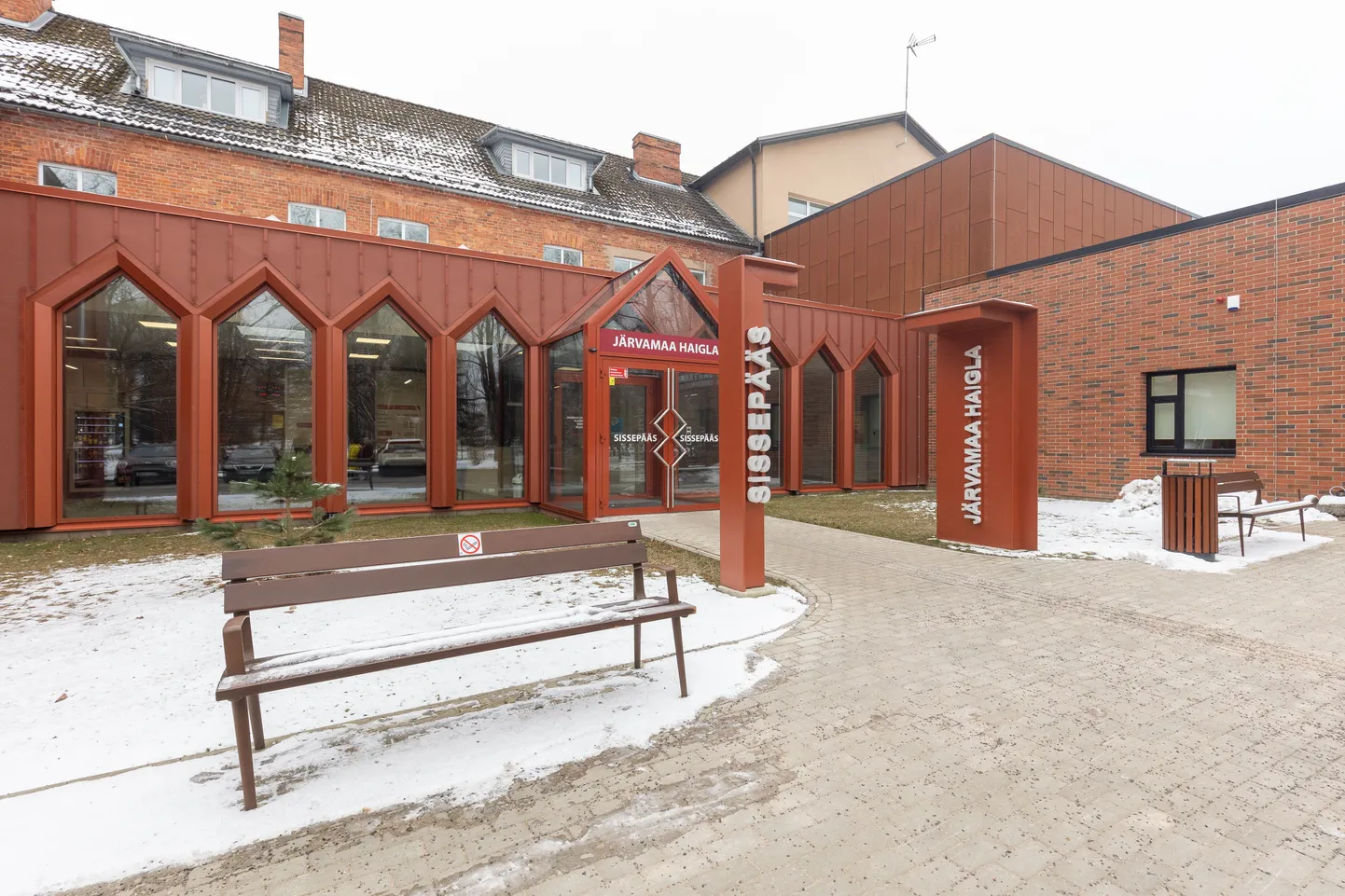 Paide Selver andis Järvamaa haigla sünnitusosakonnale üle kampaaniaga "Koos on kergem" kogutud raha
