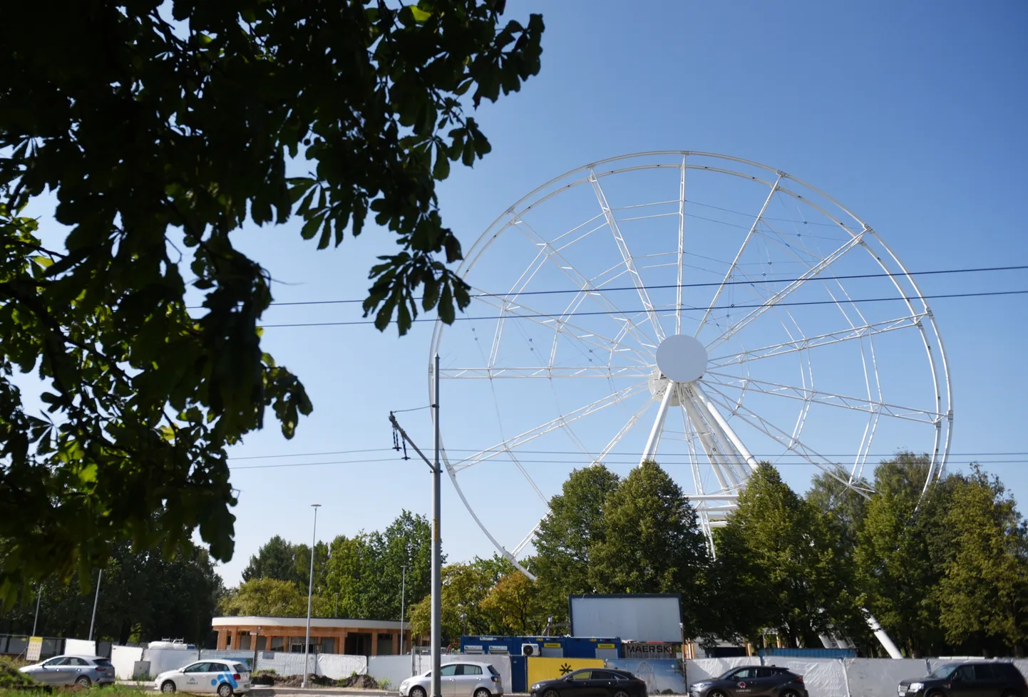 Skats uz Rīgas panorāmas ratu.