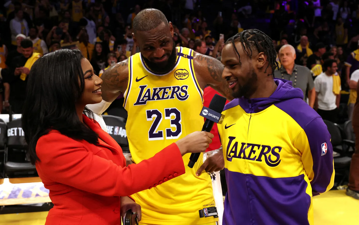 LeBron (nr 23) ja Bronny James on hooaja alguses olnud tähelepanu keskmes.