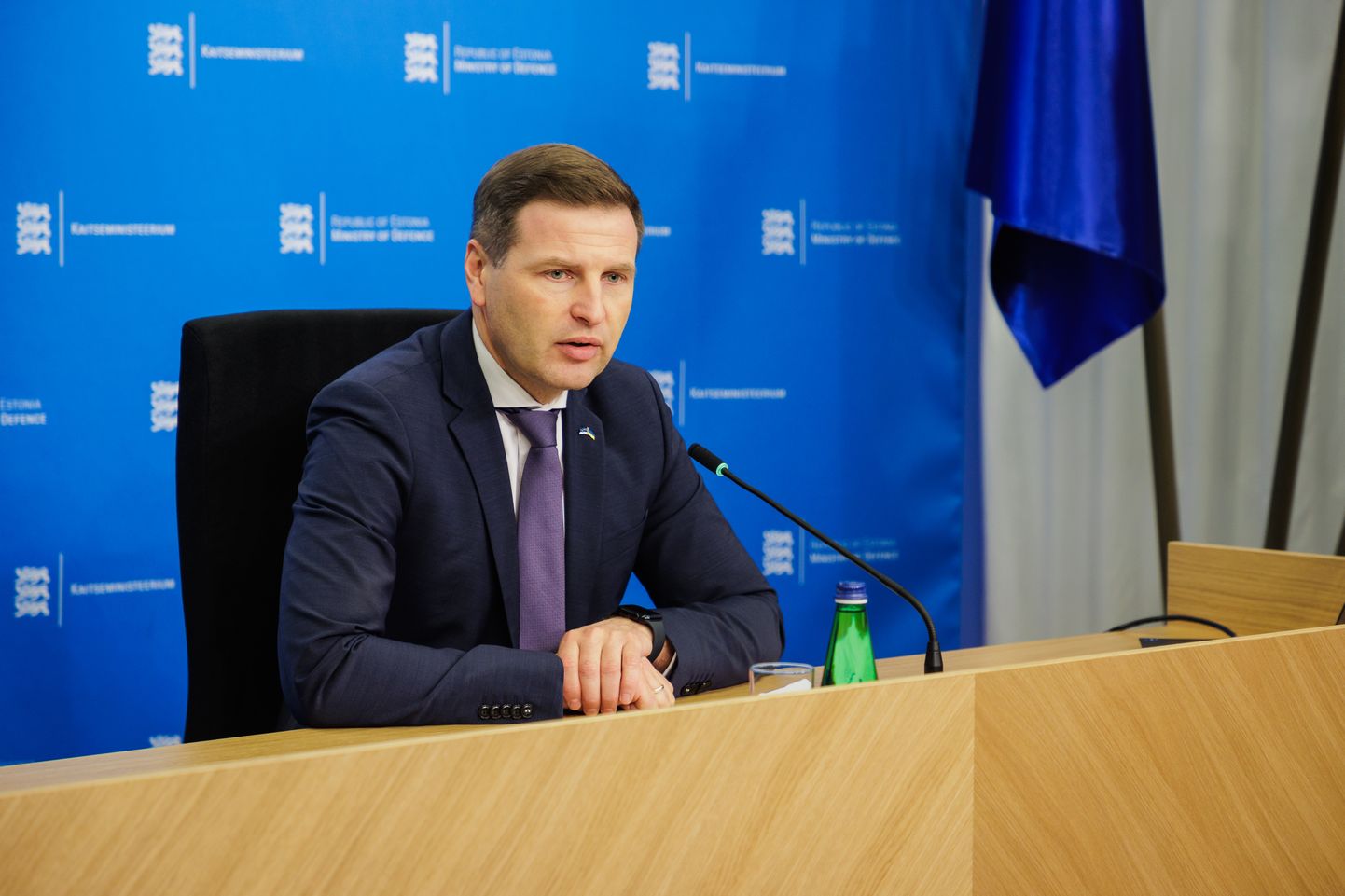 Minister of Defense Hanno Pevkur at a press conference on Monday.