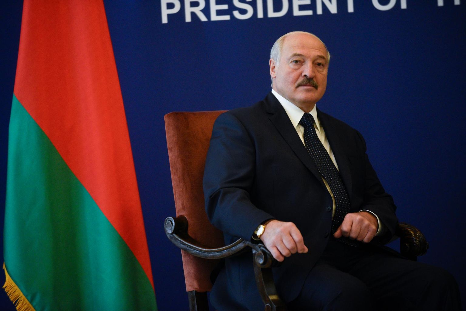 Aastakümneid diktaatorina valitsenud president Aljaksandr Lukašenka on valmistunud paremini kui kunagi varem igasuguse mässukatse mahasurumiseks, märgivad allikad.
