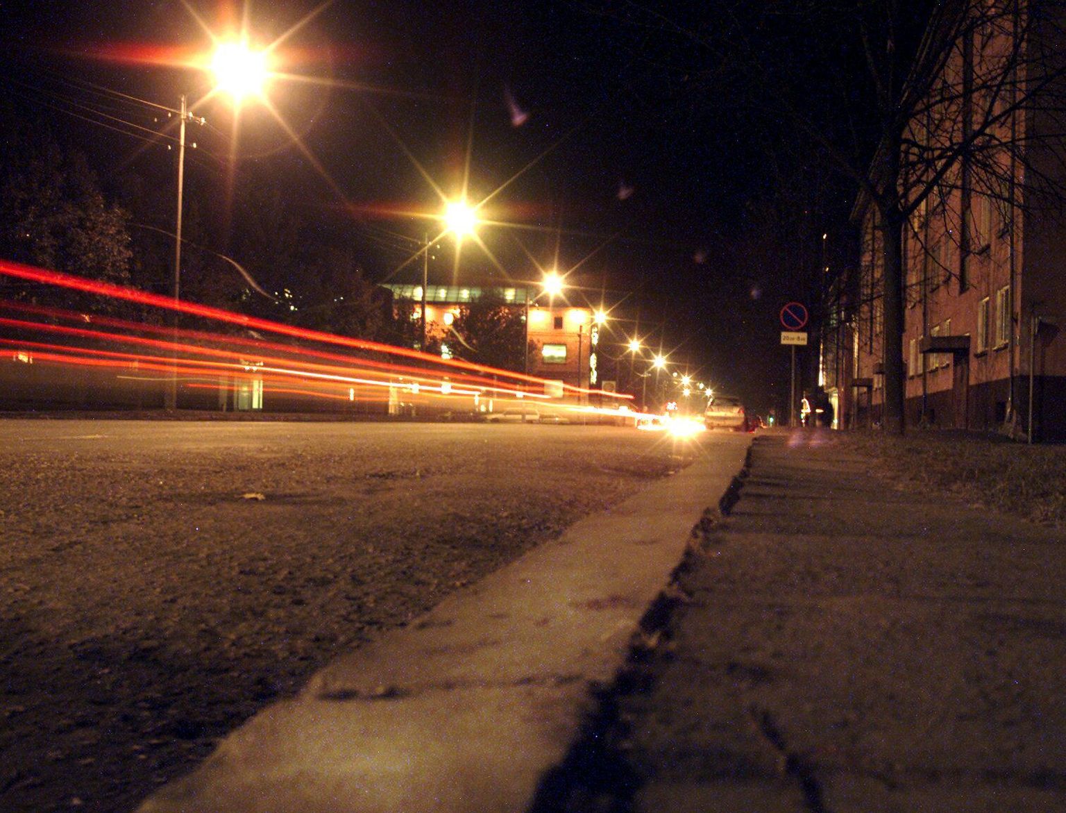 Tallinn on vähendanud öist tänavavalgustust.